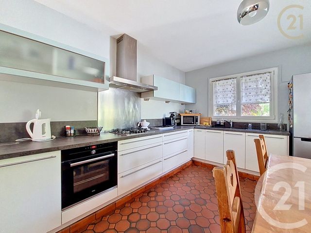 maison à vendre - 8 pièces - 177.0 m2 - PERTHES - 77 - ILE-DE-FRANCE - Century 21 Agence Chaumette