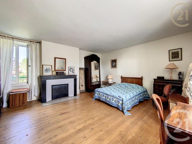 maison à vendre - 10 pièces - 220.48 m2 - PRINGY - 77 - ILE-DE-FRANCE - Century 21 Agence Chaumette