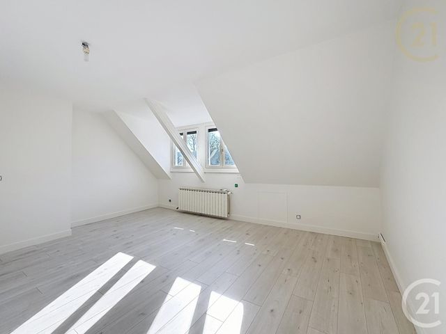 maison à vendre - 6 pièces - 167.53 m2 - ST SAUVEUR SUR ECOLE - 77 - ILE-DE-FRANCE - Century 21 Agence Chaumette