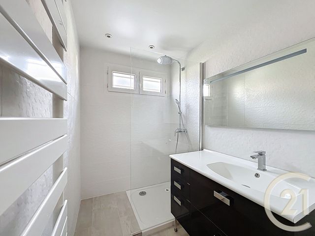 maison à vendre - 6 pièces - 167.53 m2 - ST SAUVEUR SUR ECOLE - 77 - ILE-DE-FRANCE - Century 21 Agence Chaumette