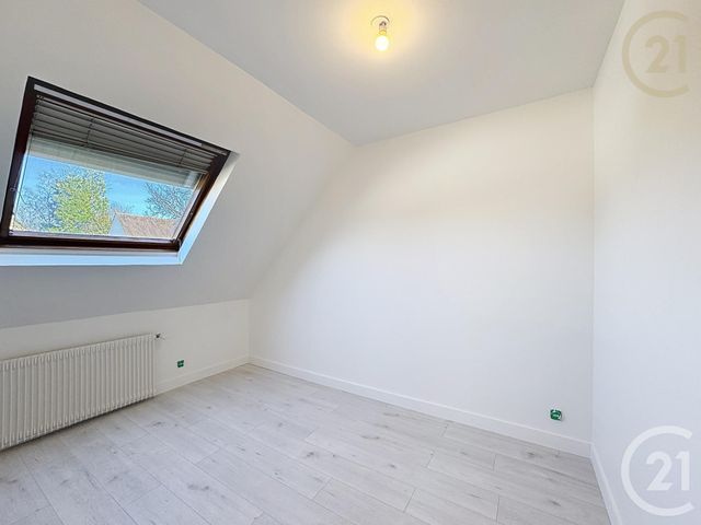 maison à vendre - 6 pièces - 167.53 m2 - ST SAUVEUR SUR ECOLE - 77 - ILE-DE-FRANCE - Century 21 Agence Chaumette