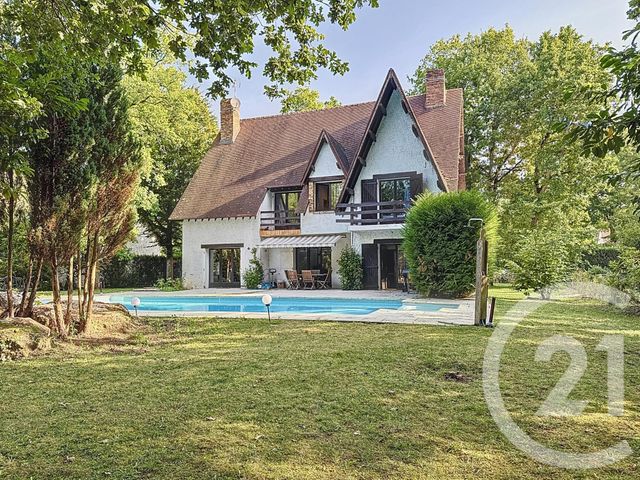 maison à louer - 6 pièces - 206.08 m2 - ST SAUVEUR SUR ECOLE - 77 - ILE-DE-FRANCE - Century 21 Agence Chaumette