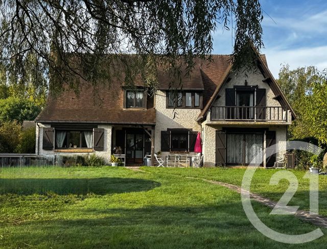 maison à vendre - 8 pièces - 240.0 m2 - ST FARGEAU PONTHIERRY - 77 - ILE-DE-FRANCE - Century 21 Agence Chaumette