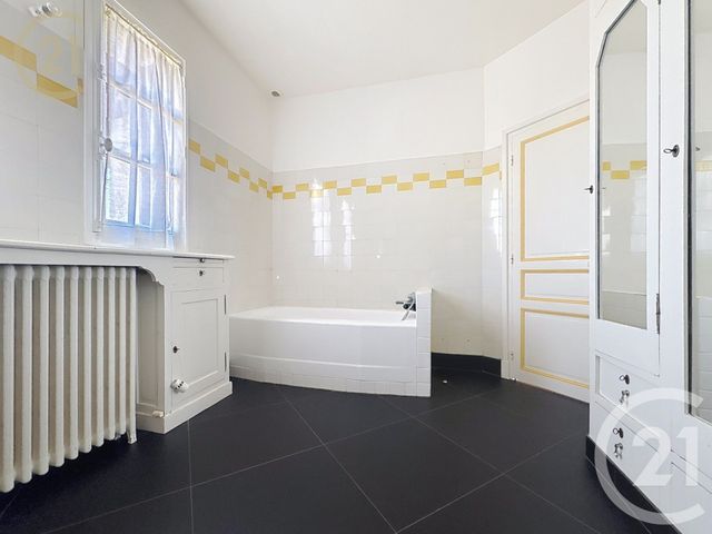 maison à vendre - 6 pièces - 188.19 m2 - MONTIGNY SUR LOING - 77 - ILE-DE-FRANCE - Century 21 Agence Chaumette