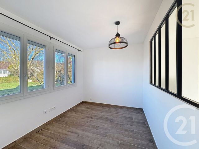 maison à vendre - 5 pièces - 93.81 m2 - ST SAUVEUR SUR ECOLE - 77 - ILE-DE-FRANCE - Century 21 Agence Chaumette