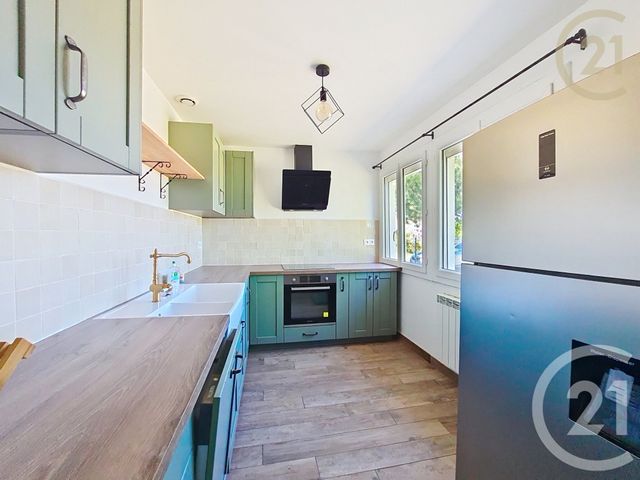 maison à vendre - 5 pièces - 93.81 m2 - ST SAUVEUR SUR ECOLE - 77 - ILE-DE-FRANCE - Century 21 Agence Chaumette