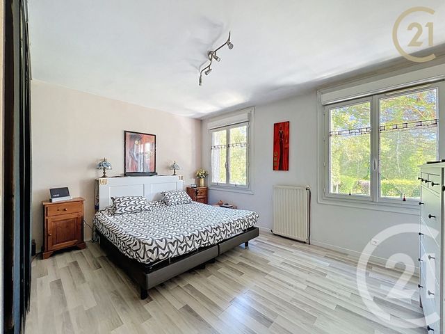 maison à vendre - 8 pièces - 240.0 m2 - ST FARGEAU PONTHIERRY - 77 - ILE-DE-FRANCE - Century 21 Agence Chaumette