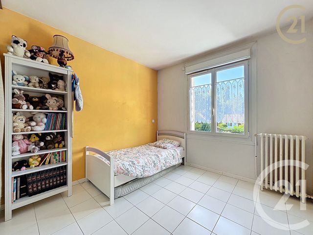 maison à vendre - 8 pièces - 240.0 m2 - ST FARGEAU PONTHIERRY - 77 - ILE-DE-FRANCE - Century 21 Agence Chaumette