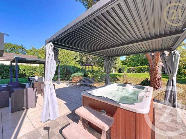 maison à vendre - 8 pièces - 240.0 m2 - ST FARGEAU PONTHIERRY - 77 - ILE-DE-FRANCE - Century 21 Agence Chaumette