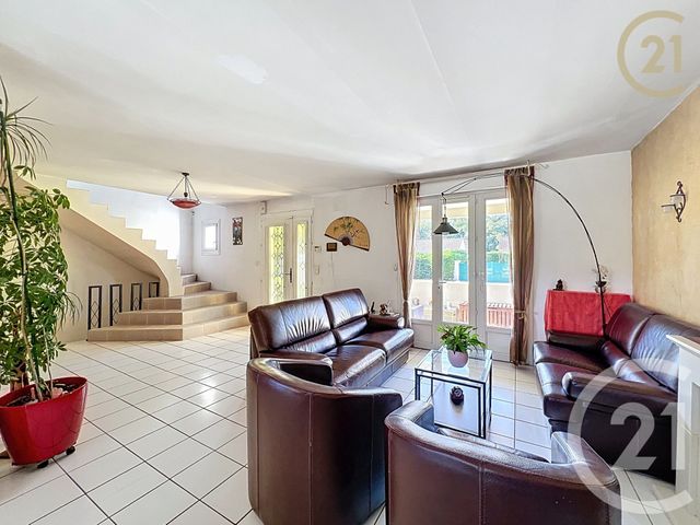 maison à vendre - 8 pièces - 240.0 m2 - ST FARGEAU PONTHIERRY - 77 - ILE-DE-FRANCE - Century 21 Agence Chaumette