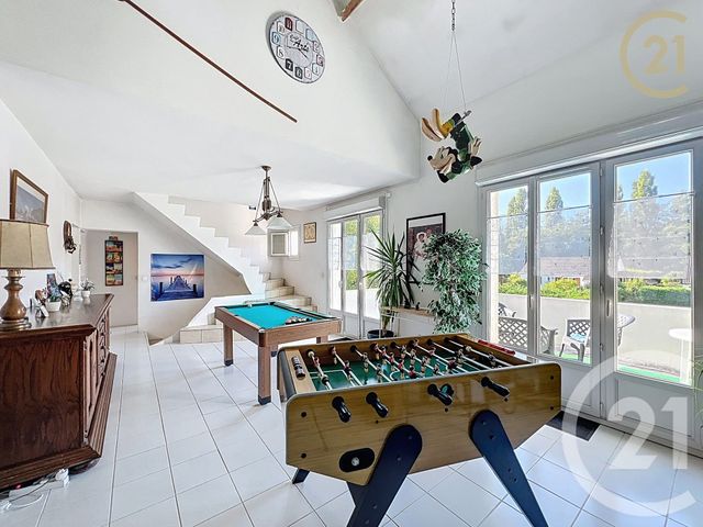 maison à vendre - 8 pièces - 240.0 m2 - ST FARGEAU PONTHIERRY - 77 - ILE-DE-FRANCE - Century 21 Agence Chaumette