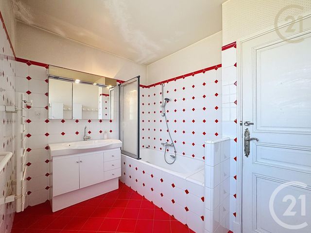 maison à vendre - 9 pièces - 204.12 m2 - PERTHES - 77 - ILE-DE-FRANCE - Century 21 Agence Chaumette