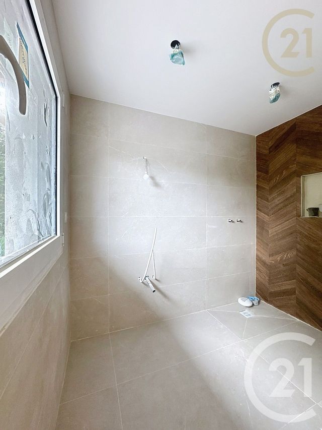 maison à vendre - 6 pièces - 180.3 m2 - PRINGY - 77 - ILE-DE-FRANCE - Century 21 Agence Chaumette