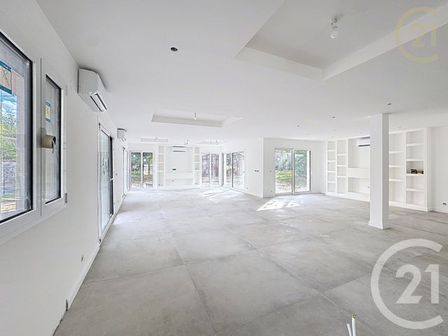 maison à vendre - 6 pièces - 180.3 m2 - PRINGY - 77 - ILE-DE-FRANCE - Century 21 Agence Chaumette