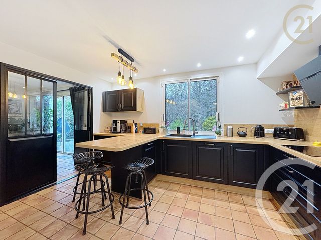 maison à vendre - 8 pièces - 199.6 m2 - ARBONNE LA FORET - 77 - ILE-DE-FRANCE - Century 21 Agence Chaumette
