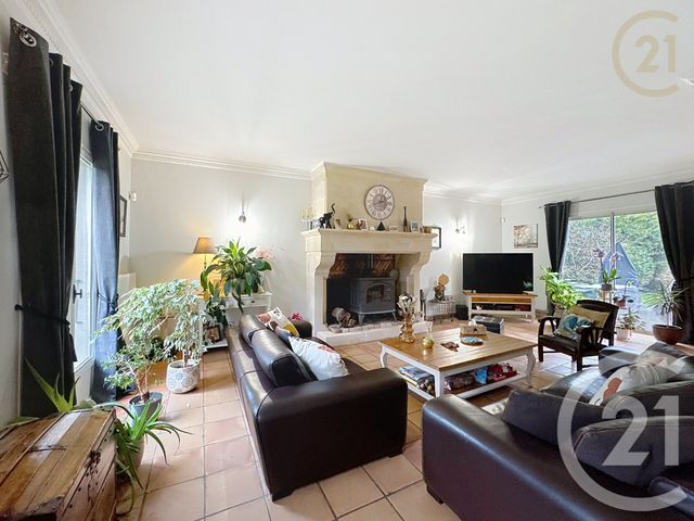 maison à vendre - 8 pièces - 199.6 m2 - ARBONNE LA FORET - 77 - ILE-DE-FRANCE - Century 21 Agence Chaumette