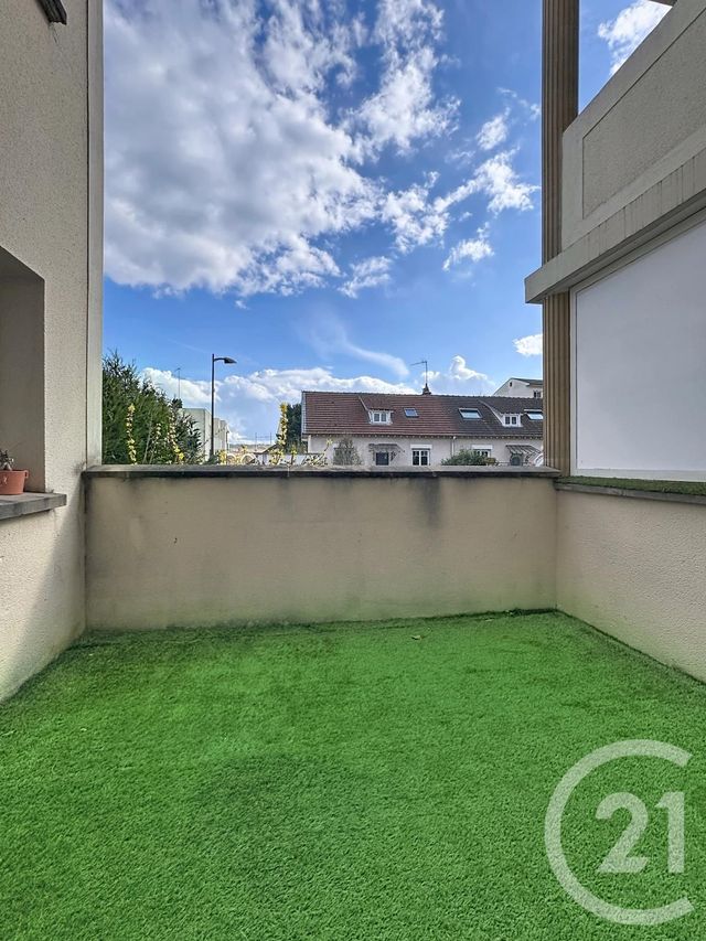Appartement F3 à louer - 3 pièces - 68.83 m2 - AVON - 77 - ILE-DE-FRANCE - Century 21 Agence Chaumette