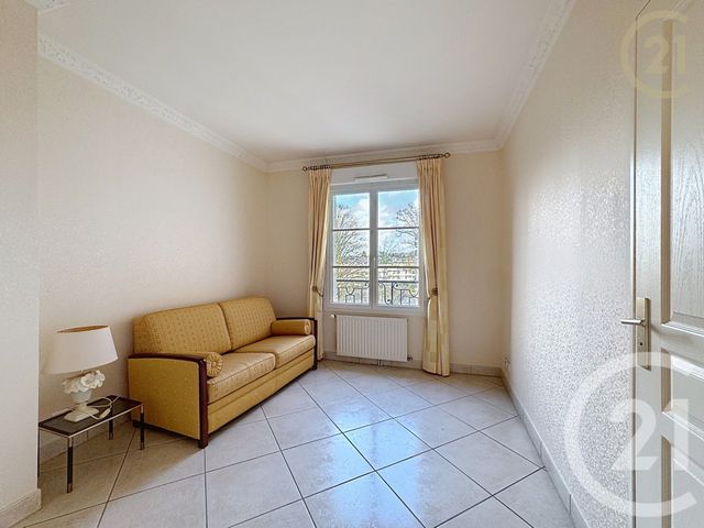 Appartement F4 à vendre - 4 pièces - 108.68 m2 - ST FARGEAU PONTHIERRY - 77 - ILE-DE-FRANCE - Century 21 Agence Chaumette