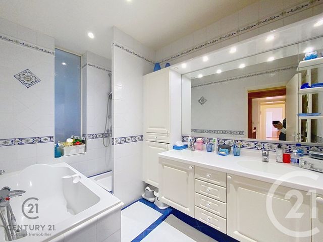 maison à vendre - 11 pièces - 320.0 m2 - NEMOURS - 77 - ILE-DE-FRANCE - Century 21 Agence Chaumette