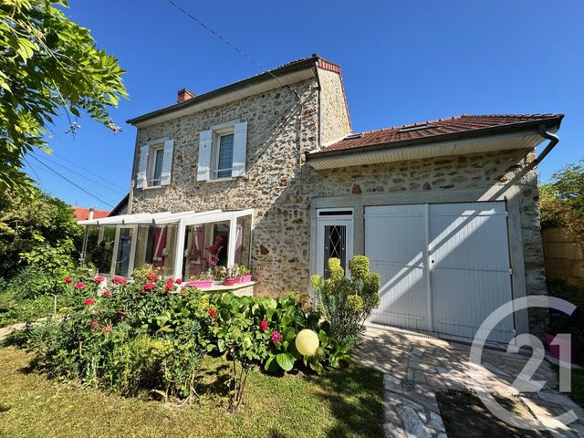 maison à vendre - 7 pièces - 151.0 m2 - PRINGY - 77 - ILE-DE-FRANCE - Century 21 Agence Chaumette