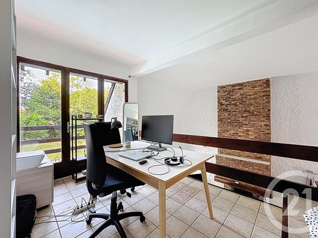 maison à louer - 6 pièces - 206.08 m2 - ST SAUVEUR SUR ECOLE - 77 - ILE-DE-FRANCE - Century 21 Agence Chaumette