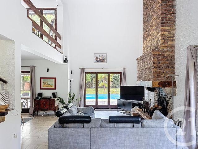 maison à louer - 6 pièces - 206.08 m2 - ST SAUVEUR SUR ECOLE - 77 - ILE-DE-FRANCE - Century 21 Agence Chaumette