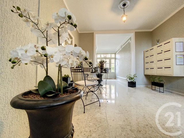 Appartement F1 à louer - 2 pièces - 38.68 m2 - BARBIZON - 77 - ILE-DE-FRANCE - Century 21 Agence Chaumette