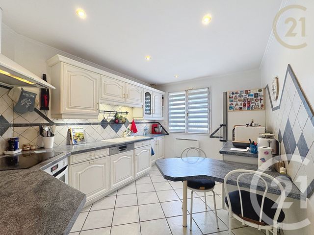 maison à vendre - 7 pièces - 130.0 m2 - BOISSISE LE ROI - 77 - ILE-DE-FRANCE - Century 21 Agence Chaumette