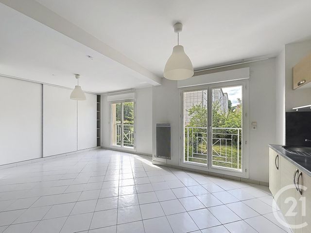Appartement F2 à louer - 2 pièces - 44.9 m2 - AVON - 77 - ILE-DE-FRANCE - Century 21 Agence Chaumette