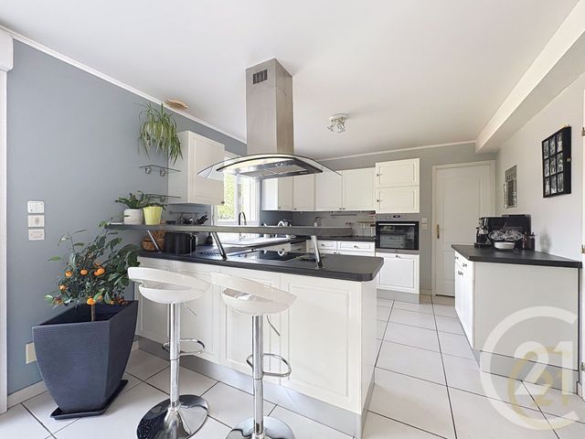 maison à vendre - 8 pièces - 176.55 m2 - THOMERY - 77 - ILE-DE-FRANCE - Century 21 Agence Chaumette
