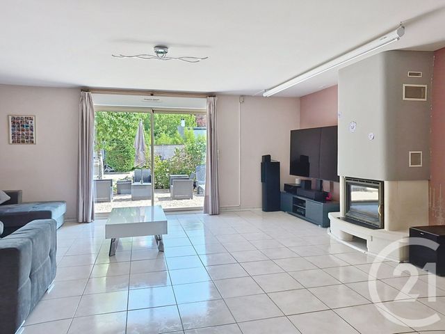 maison à vendre - 6 pièces - 153.75 m2 - ST PIERRE LES NEMOURS - 77 - ILE-DE-FRANCE - Century 21 Agence Chaumette