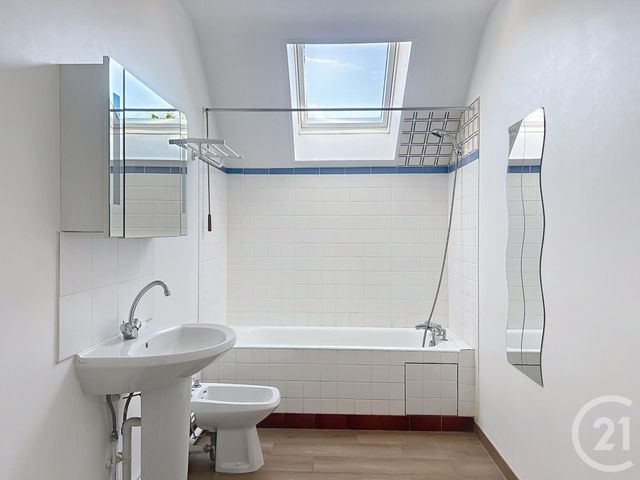 Appartement Duplex à louer - 3 pièces - 76.51 m2 - BARBIZON - 77 - ILE-DE-FRANCE - Century 21 Agence Chaumette