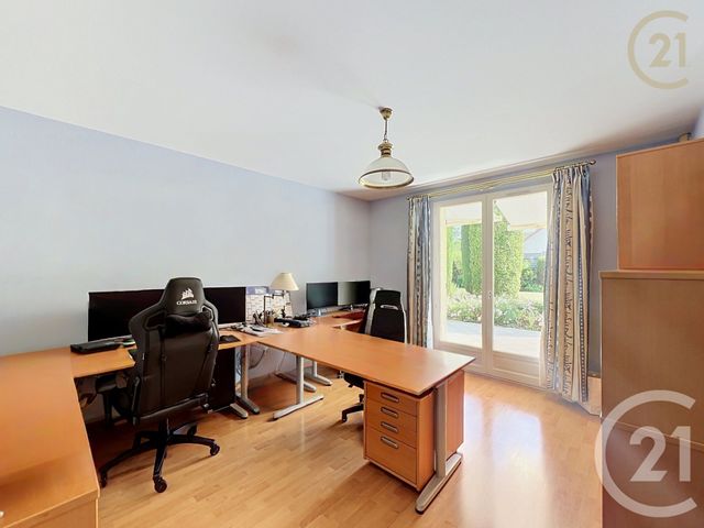 maison à vendre - 9 pièces - 211.24 m2 - BOISSISE LE ROI - 77 - ILE-DE-FRANCE - Century 21 Agence Chaumette