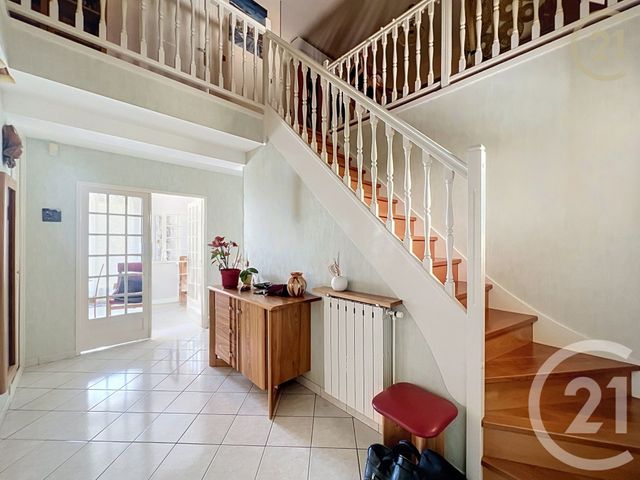 maison à vendre - 9 pièces - 211.24 m2 - BOISSISE LE ROI - 77 - ILE-DE-FRANCE - Century 21 Agence Chaumette