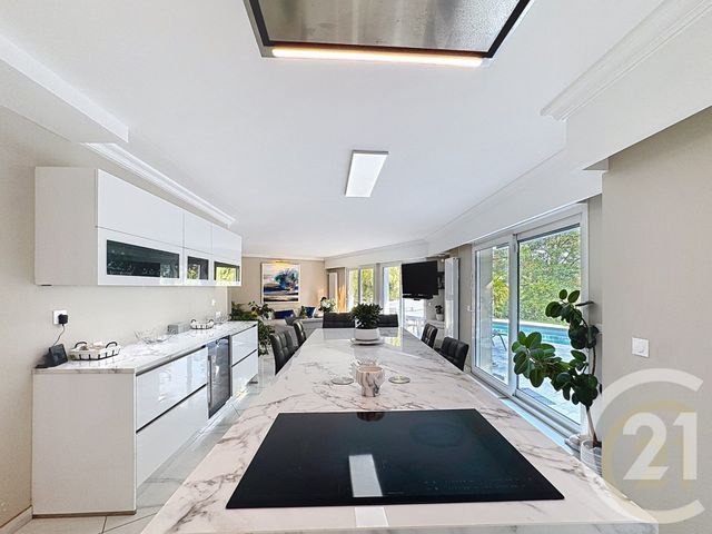 maison à vendre - 8 pièces - 225.4 m2 - 77 - ILE-DE-FRANCE - Century 21 Agence Chaumette