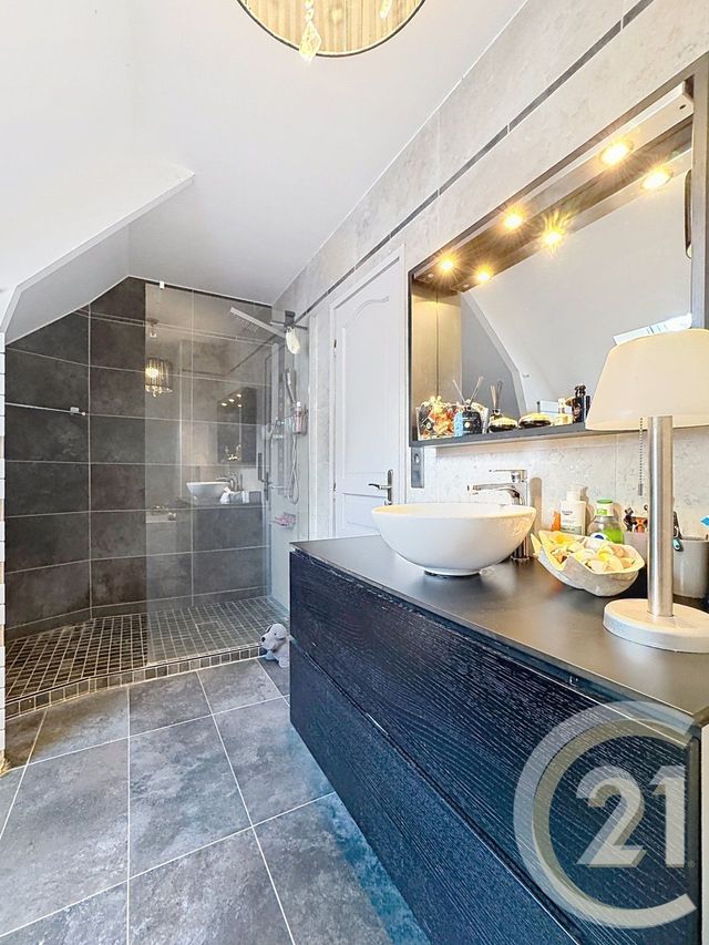 maison à vendre - 8 pièces - 225.4 m2 - 77 - ILE-DE-FRANCE - Century 21 Agence Chaumette