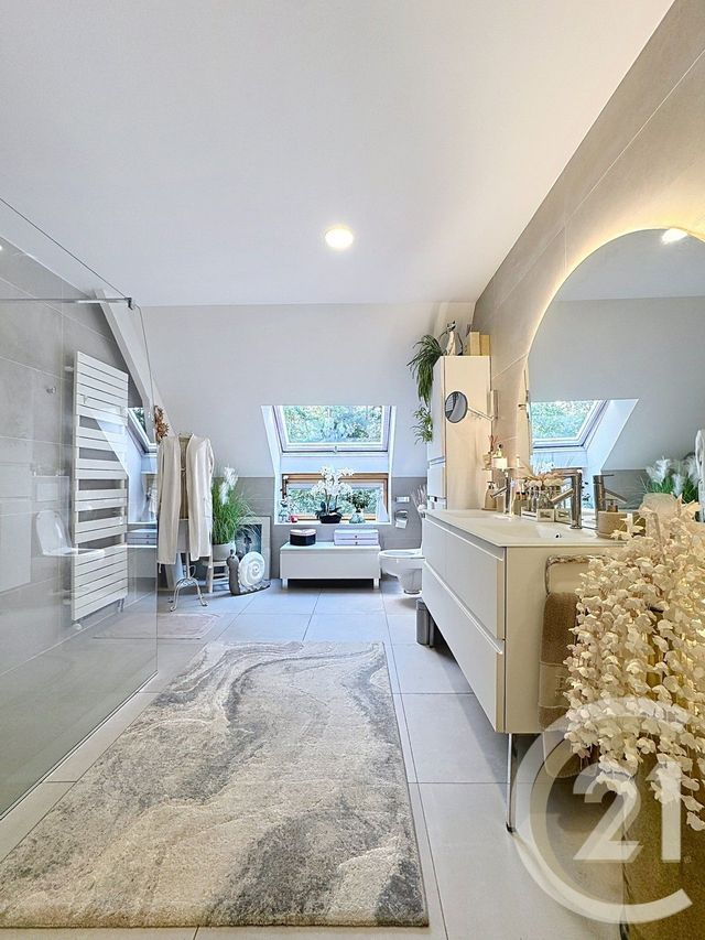 maison à vendre - 8 pièces - 225.4 m2 - 77 - ILE-DE-FRANCE - Century 21 Agence Chaumette